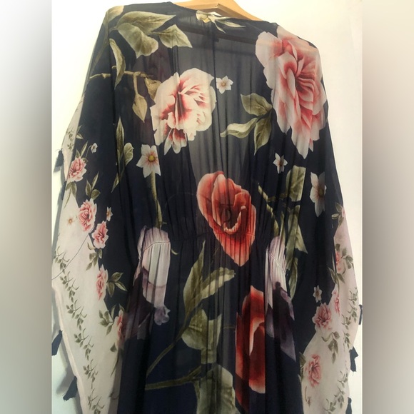 Agua bendita cover up tunic OS - Picture 11 of 13